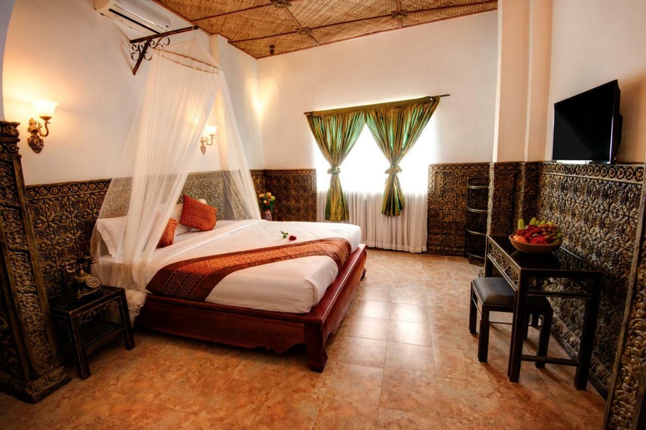 Le Grand Palais Boutique Hotel Phnompen Kültér fotó
